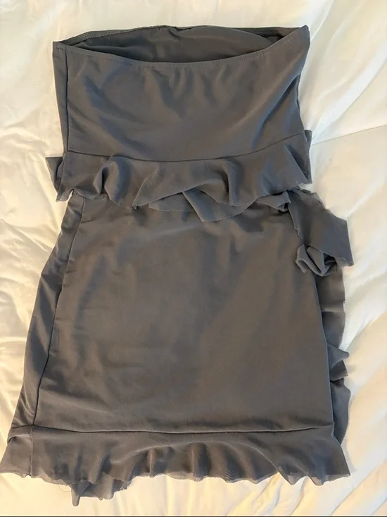 Blue/Grey Ruffle Set - Picture 4 of 4